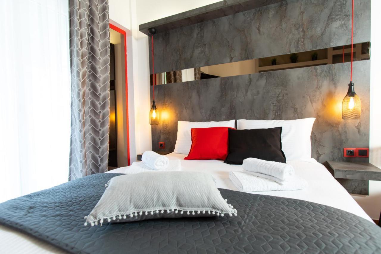 Downtown Luxury Boutique Suites : The Red Suite Salonicco Esterno foto