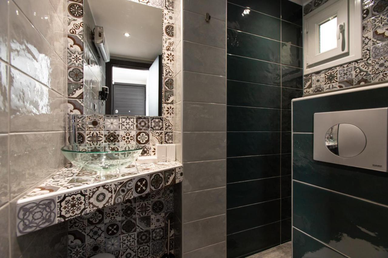 Downtown Luxury Boutique Suites : The Red Suite Salonicco Esterno foto